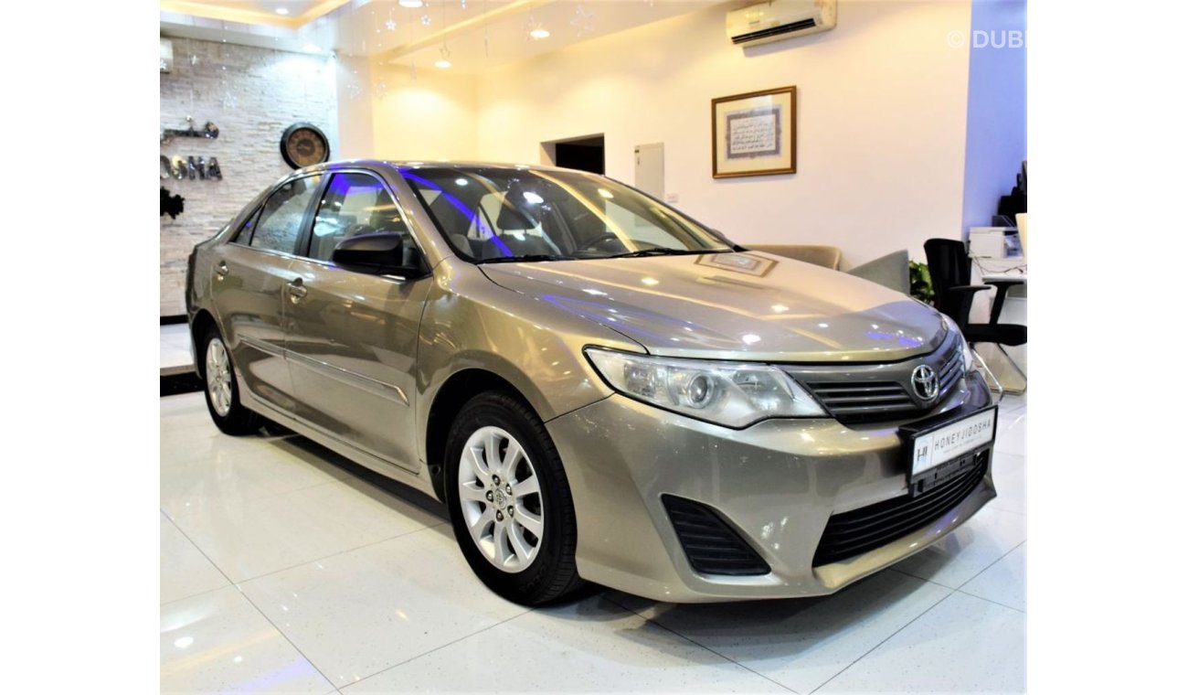 Toyota Camry S 2013 Model!! in Gold Color! GCC Specs