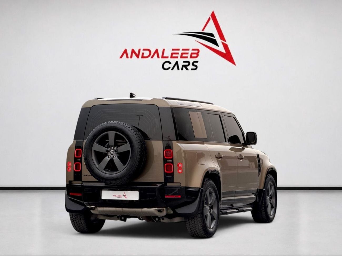 لاند روفر ديفندر 110 HSE X-DYNAMIC AGENCY WARRANTY & SERVICE CONTRACT UNTIL 2030  | LAND ROVER DEFENDER 110 HSE X-DYNAMIC | GCC SPECS