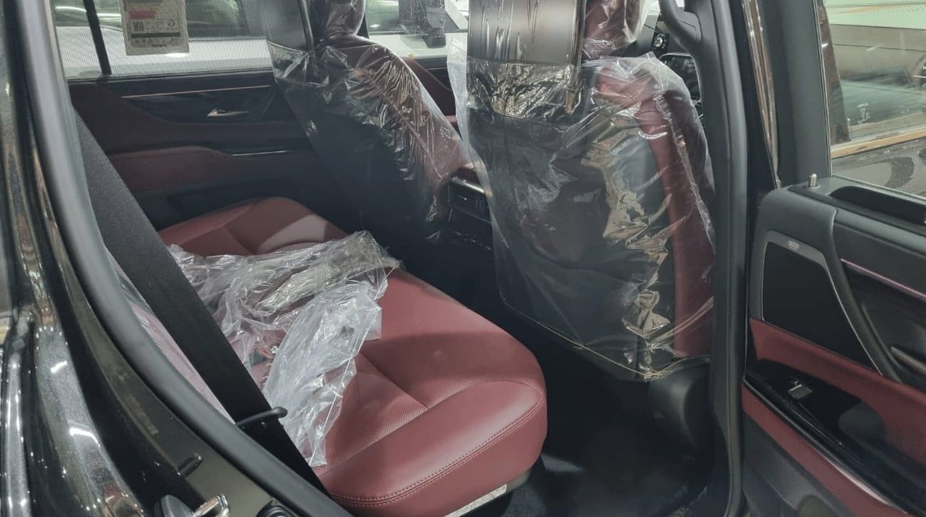 Lexus LX 500 ECTCWT001 - 2025 Lexus LX500d 3.3L Diesel Auto Black with Red  Interior