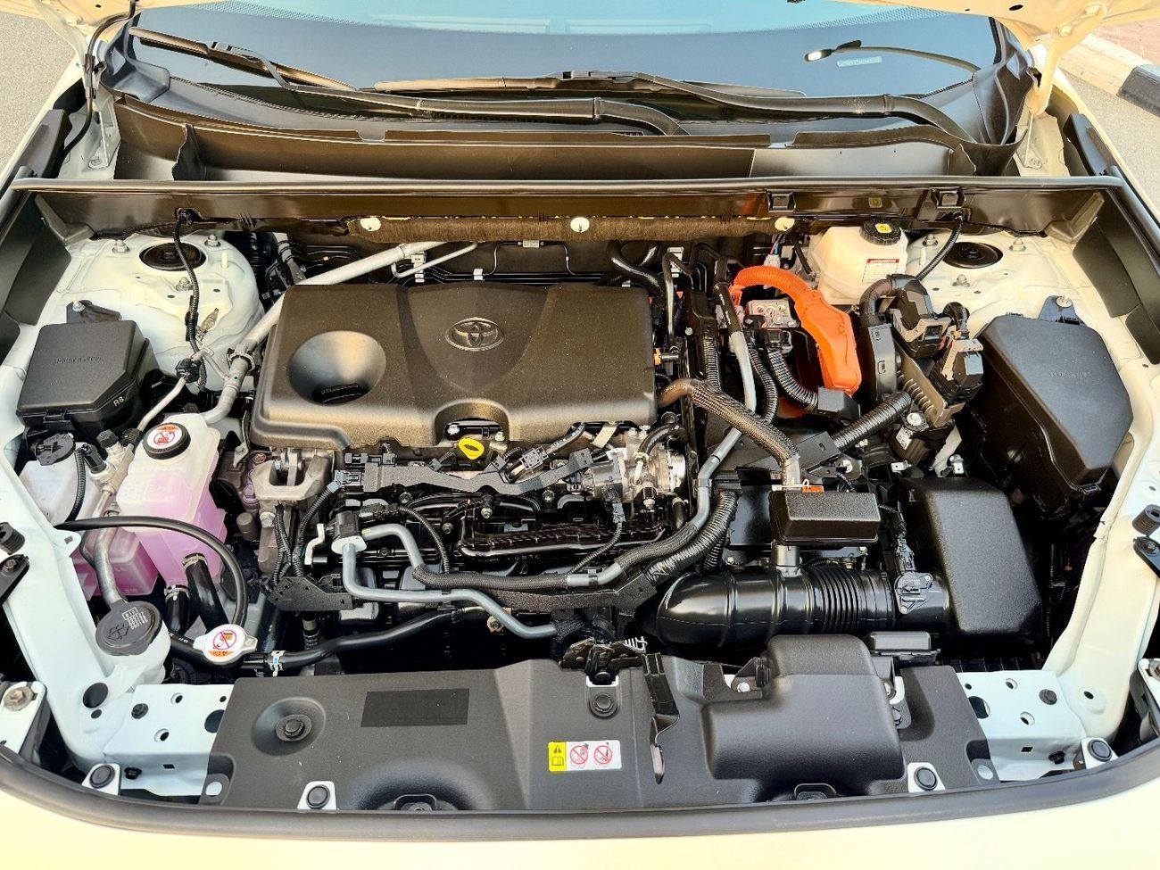 Toyota RAV4 RAV4 xle premium AWD Hybrid