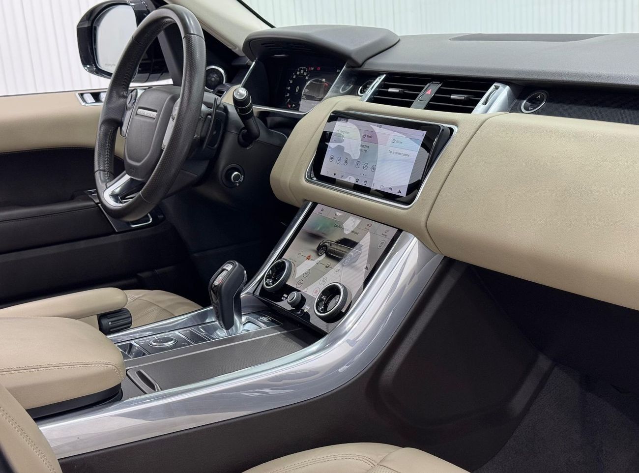 Land Rover Range Rover Sport 2019 Range Rover Sport HSE Dynamic V6, Warranty, Full Range Rover Service History, GCC