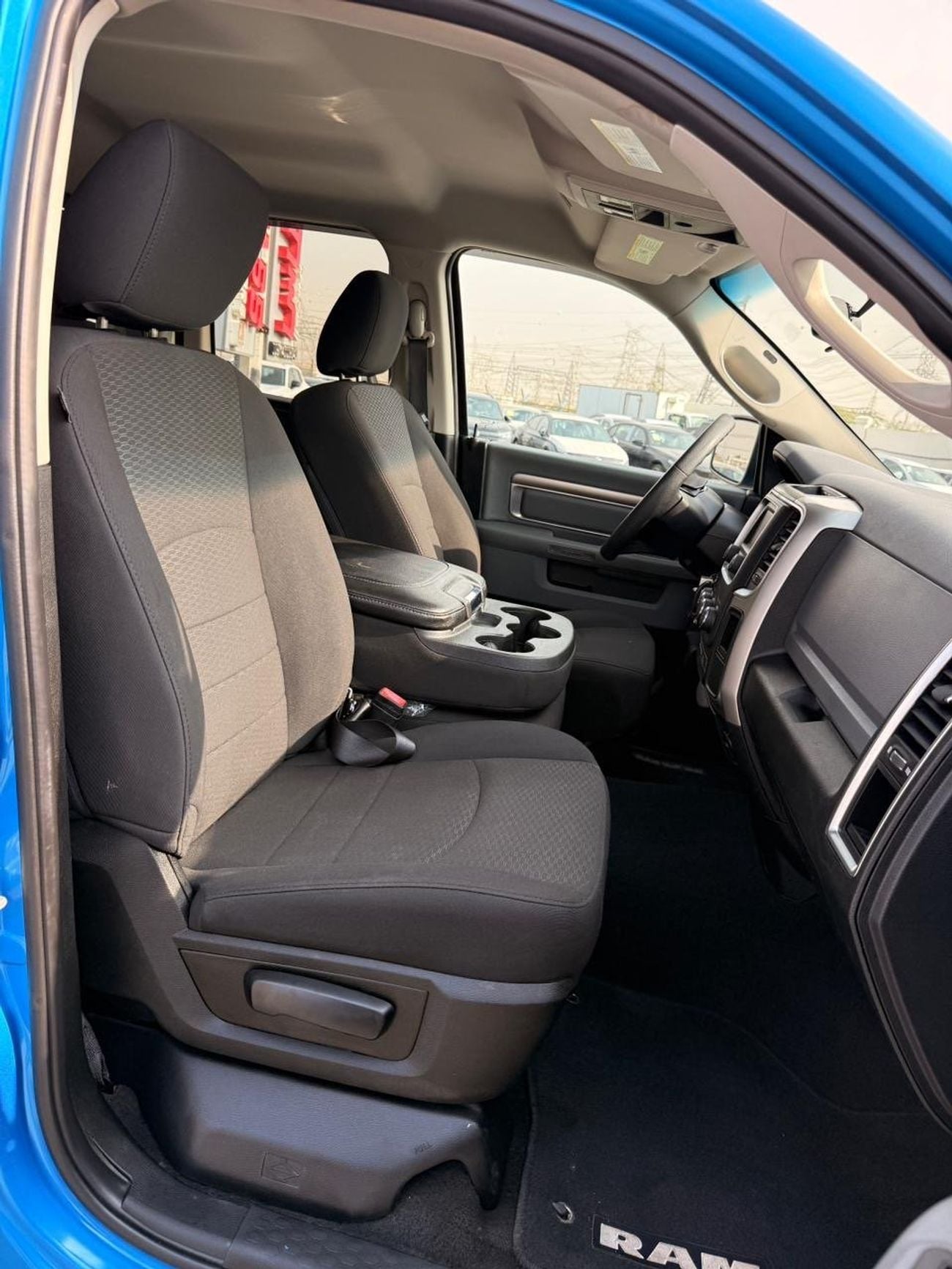 RAM Classic 1500 Classic WARLOCK 4x4