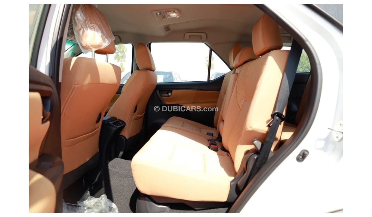 تويوتا فورتونر TOYOTA FORTUNER 2.7 AT CLIMATE CONTROL WHITE 2023