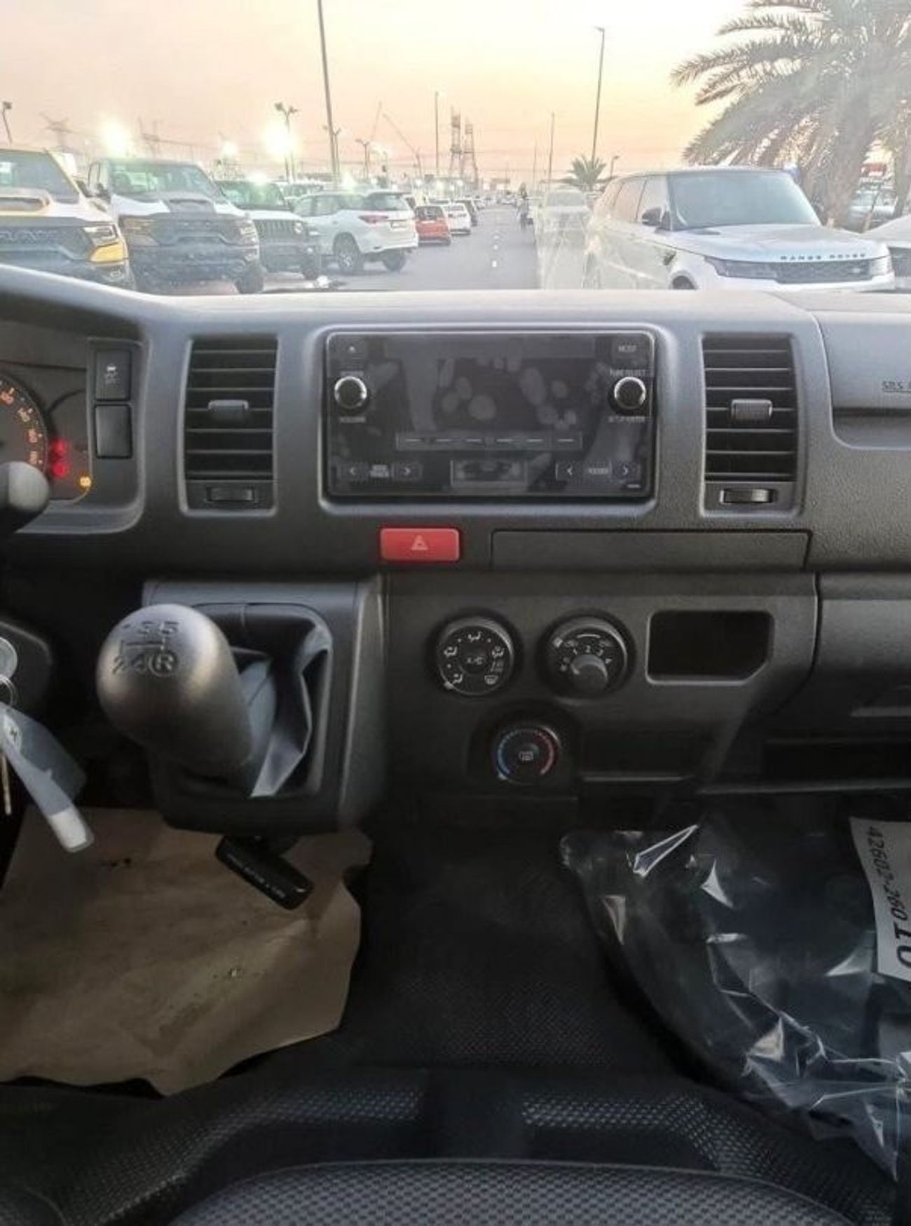 Toyota Hiace Toyota Hiace Cargo 2.7L Petrol 2023