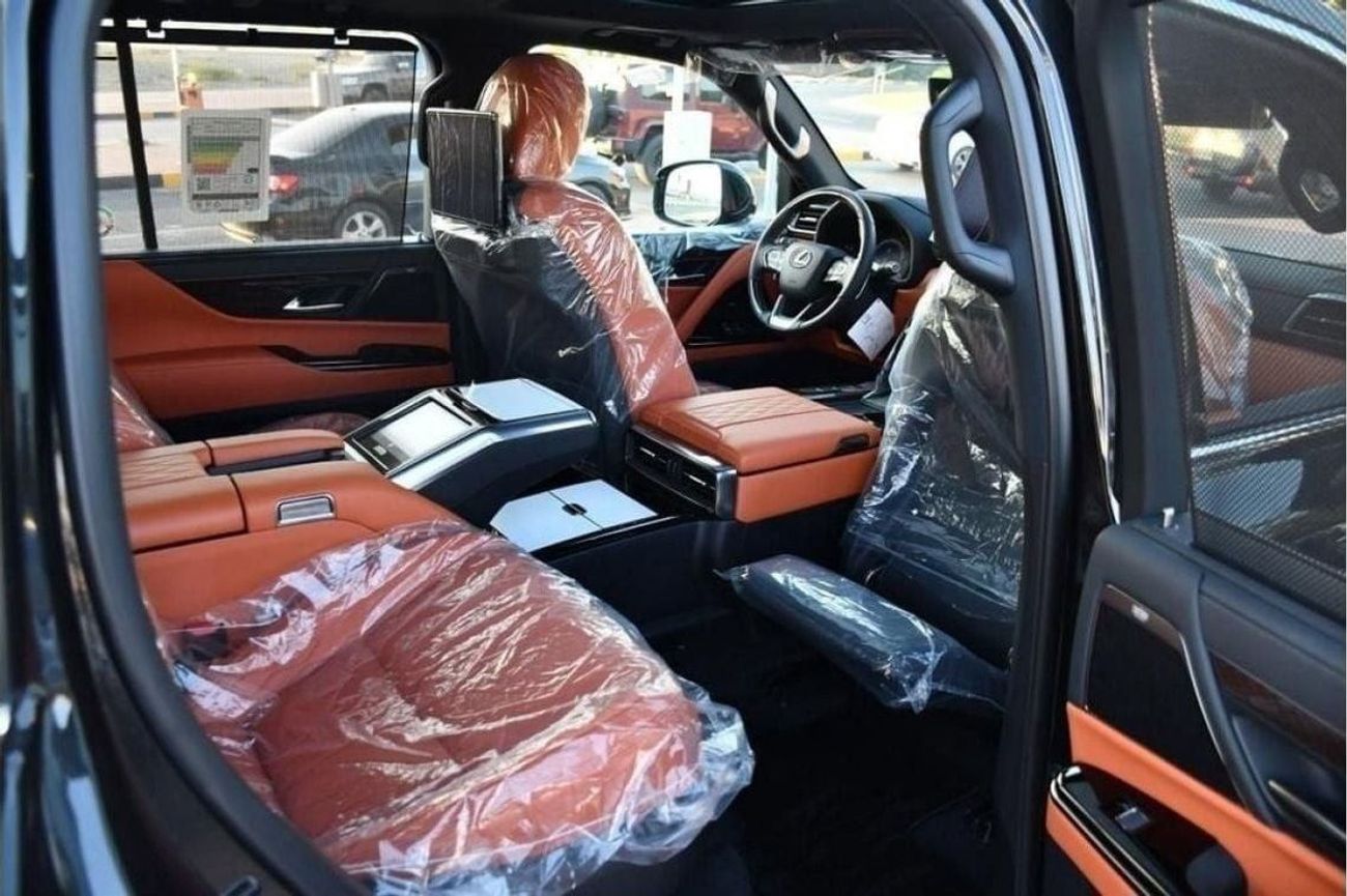 لكزس LX 600 VIP, RADAR, 360 CAMERA, LEATHER SEATS, ALLOY WHEELS, SUNROOF, MODEL 2023, UAE AND EXPORT