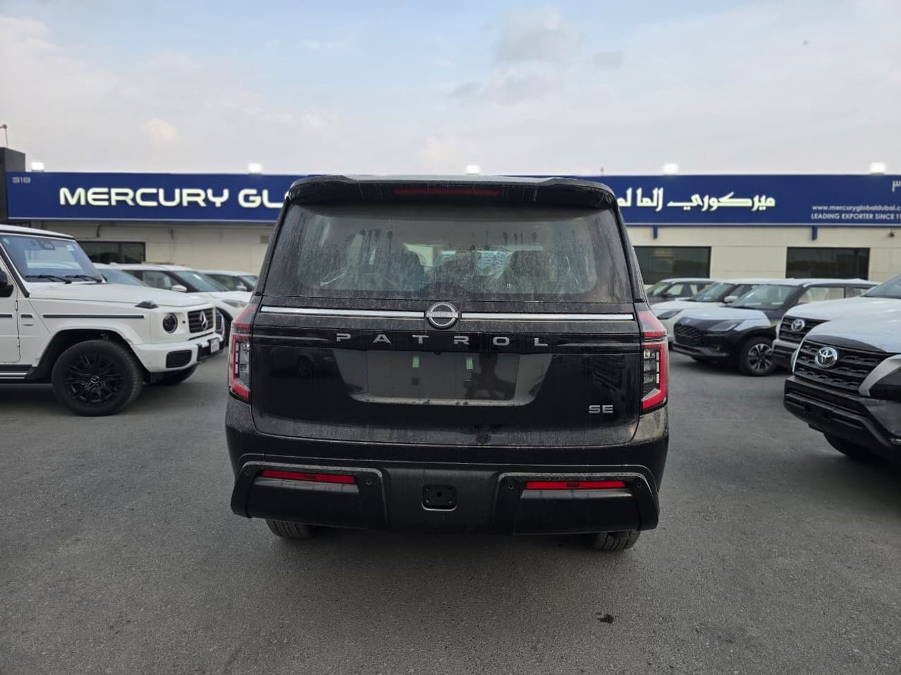 Nissan Patrol 3.8L SE PETROL A/T 7 SEATER