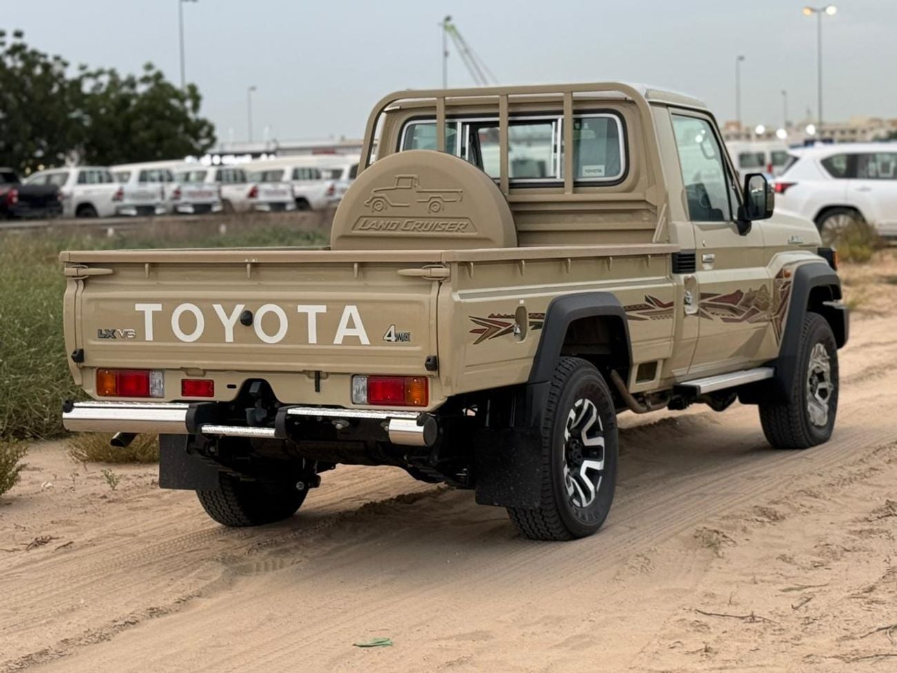 تويوتا لاند كروزر بيك آب 4.0 SINGLE CAB FULL SAUDI SPECS