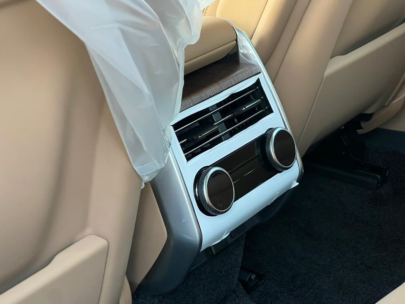 لاند روفر رينج روفر RANGE ROVER VOGUE SE P400