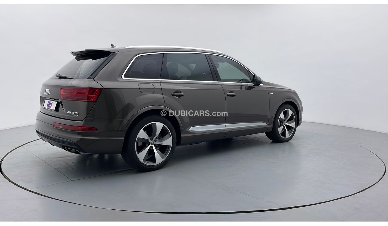 أودي Q7 Audi Q7 3