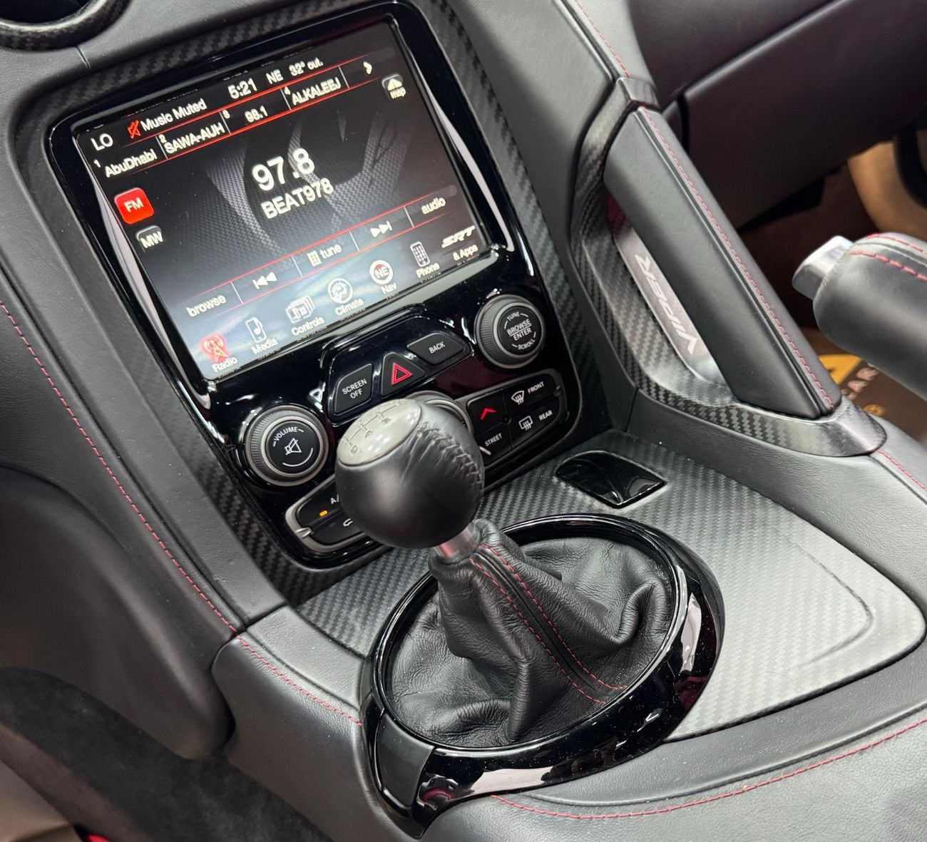 دودج فايبر SRT10 8.4L 2014 Dodge SRT Viper GTS 8.4 V10, Dodge Agency Full Service History, Excellent Condition,