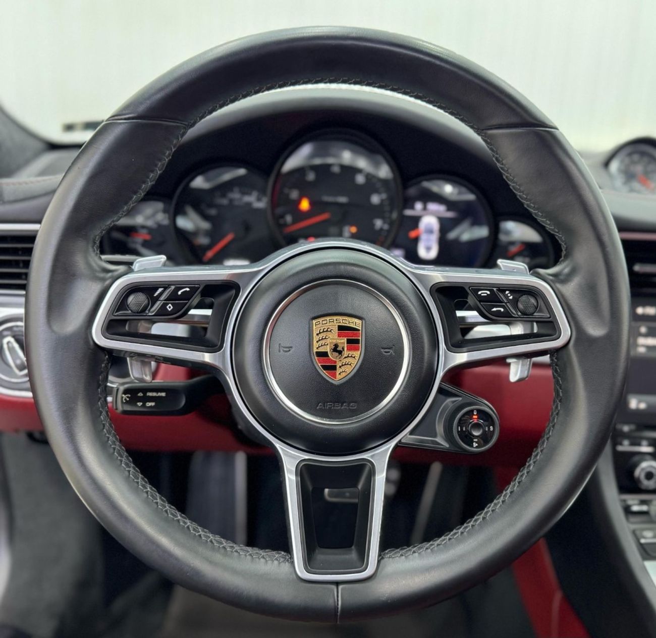 بورش 911 2018 Porsche 911 Carrera, Warranty, Full Agency Service History, Excellent Condition, GCC