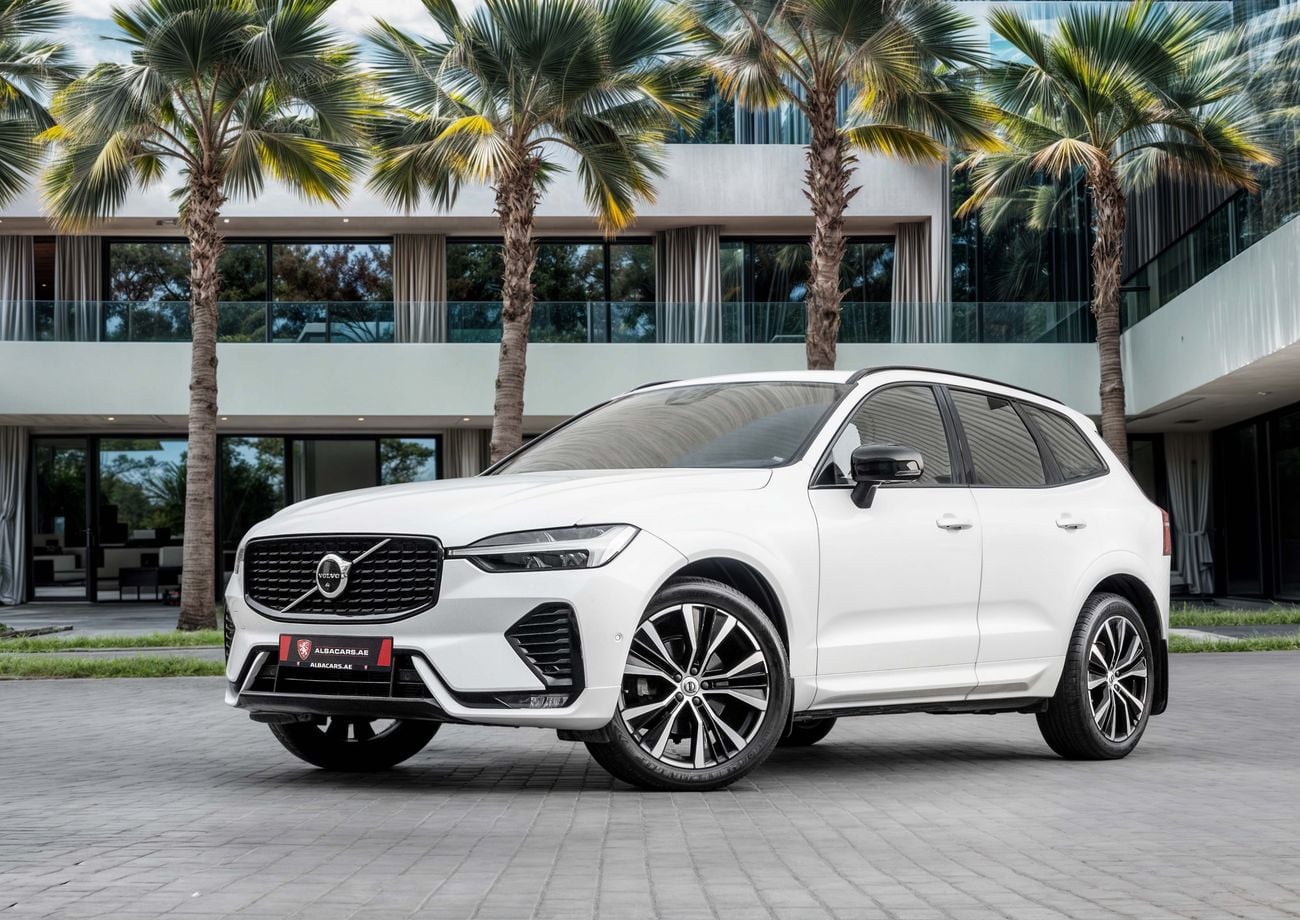 فولفو XC 60 XC60 B5 Ultimate Dark | 2,155 P.M | 0% Downpayment | Volvo Warranty