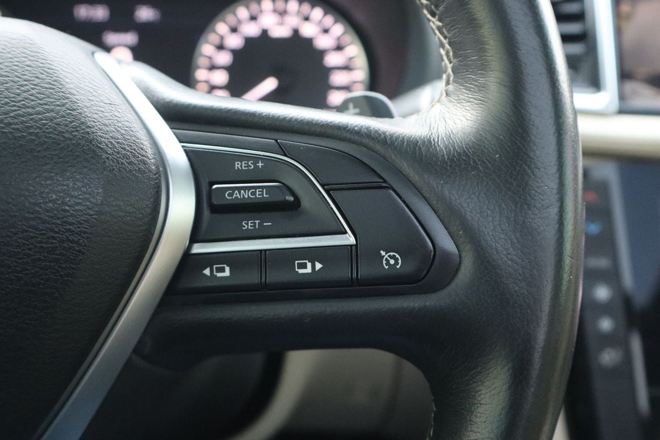 Infiniti QX50 Luxury 2.0L RWD