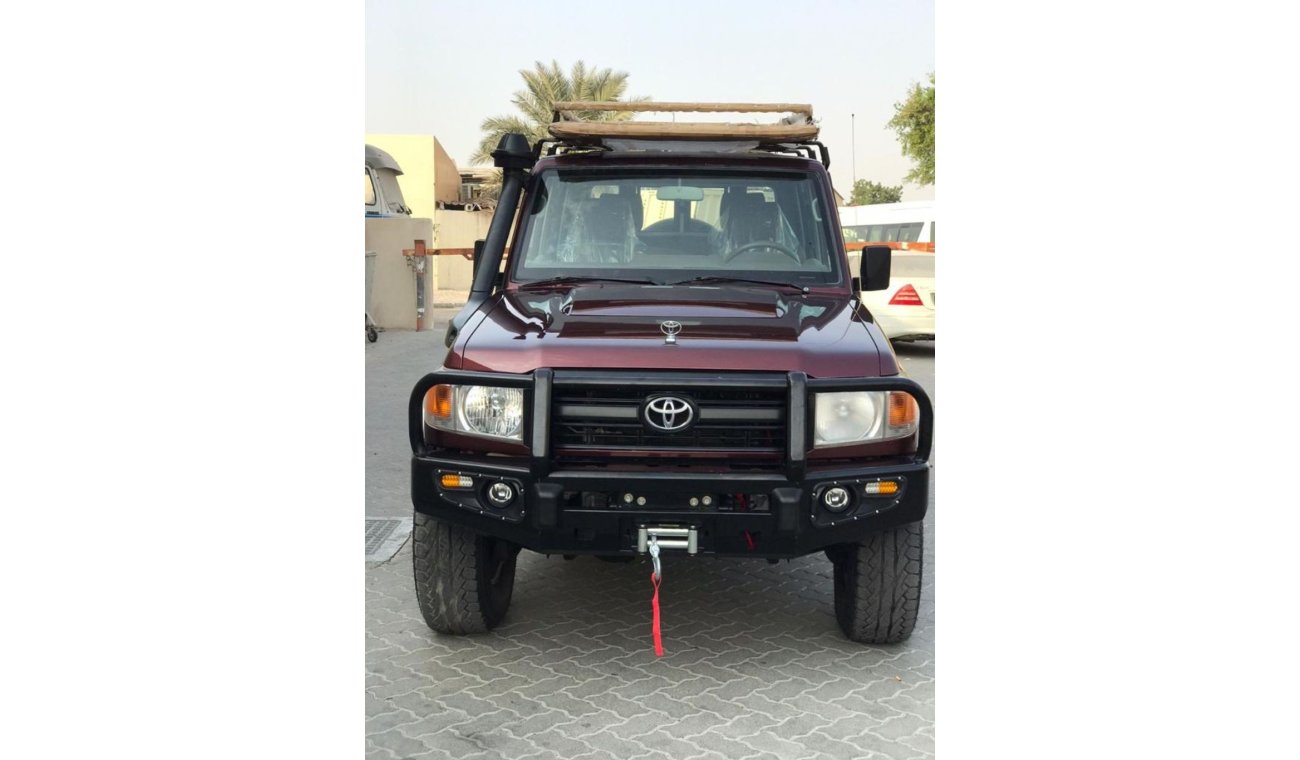 Toyota Land Cruiser Pick Up