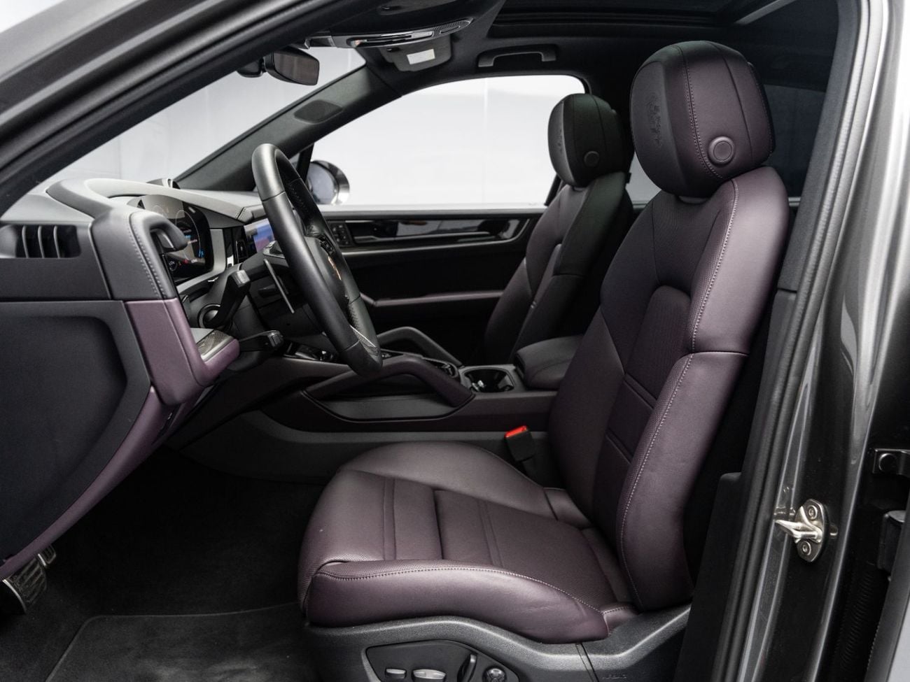 Porsche Cayenne SUMMER STARTS NOW | EXCLUSIVE DEAL BY BLACKLINE, 2029 Porsche Warranty + Service Contract, High Spec