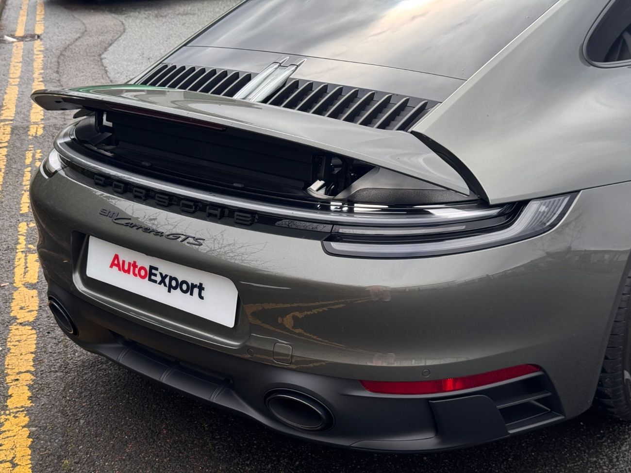 بورش 911 Carrera GTS 3.0L (475 HP) Coupe Right Hand Drive