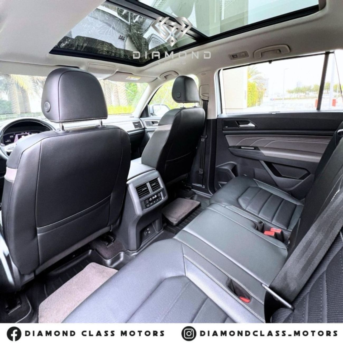 Volkswagen Teramont Highline 3.6L Volkswagen Teramont Highline  3.6L AWD Panoramic  Full Option   GCC    Under Agency Wa