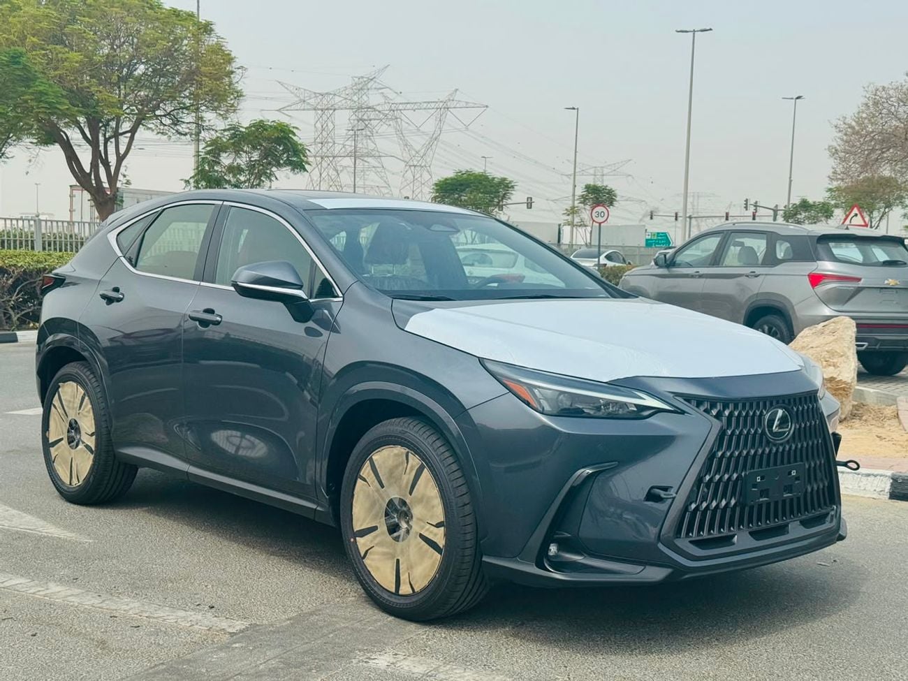 Lexus NX 350h PLATINUM