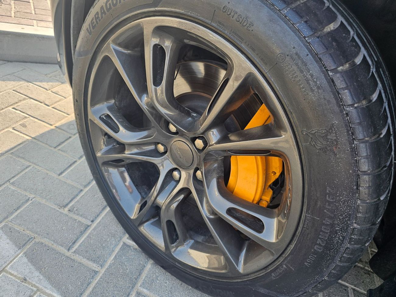 جيب جراند شيروكي SRT8 6.4L