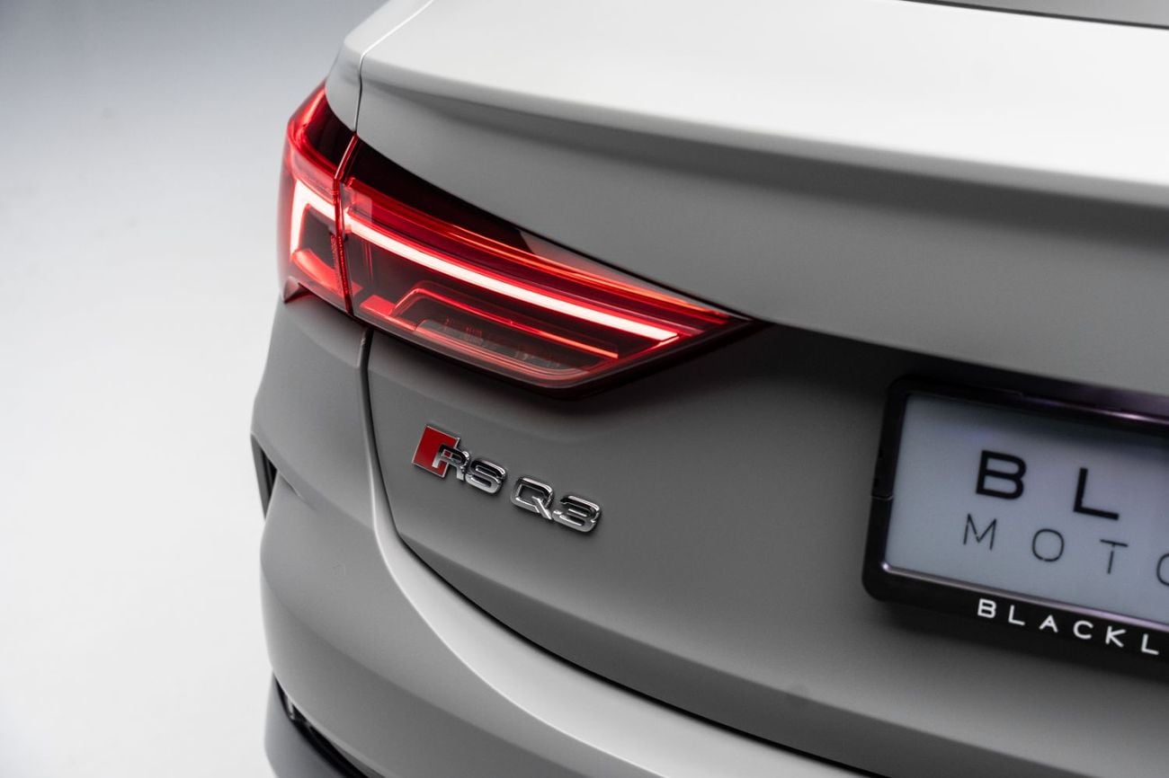 أودي RSQ3 STD BUY NOW, PAY 2027 | THE BLACKLINE STANDARD | August 2027 Audi Warranty + Service Contract, GCC