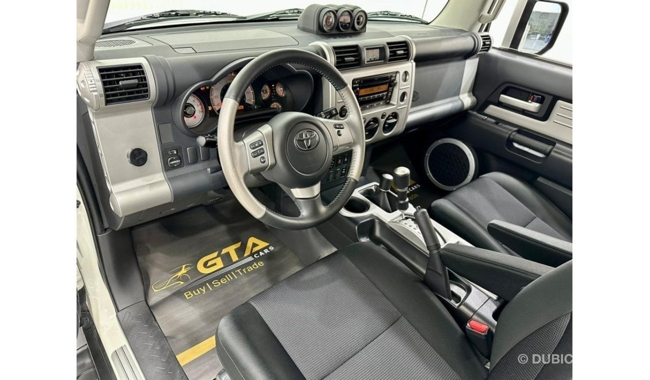 تويوتا إف جي كروزر STD 2020 Toyota FJ Cruiser, Full Service History, Warranty, Low kms, GCC Spec