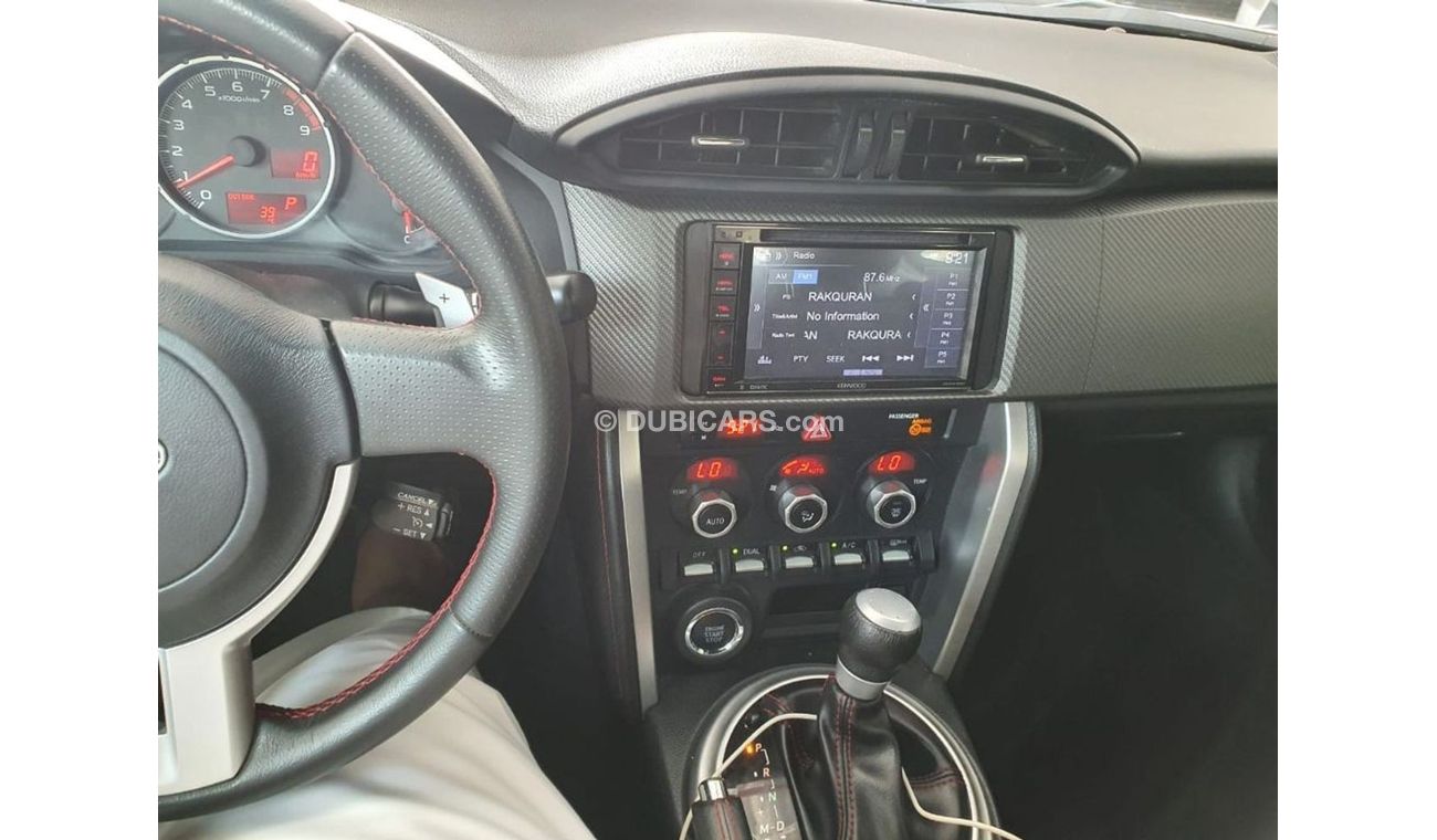 سوبارو BRZ للبيع سوبارو بي آر زد.... موديل 2016.... خليجي