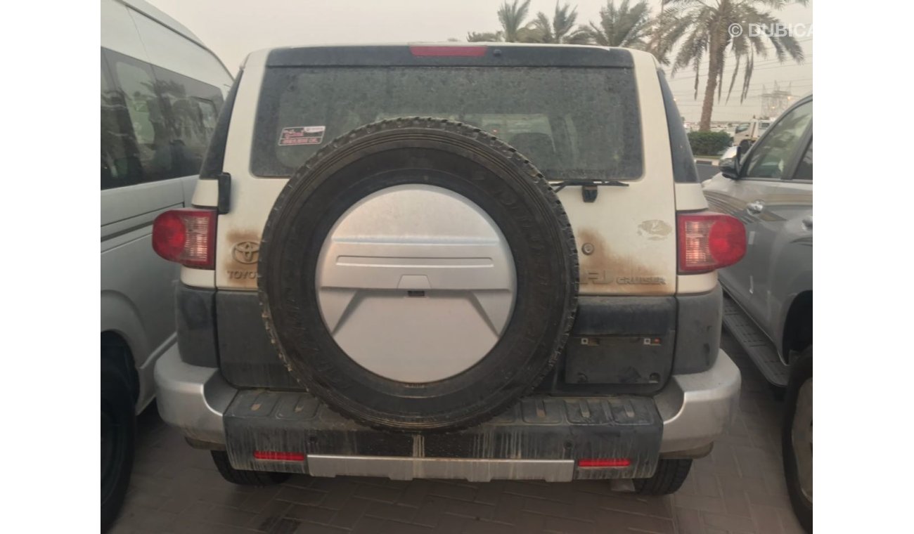 Toyota FJ Cruiser فول ابشن