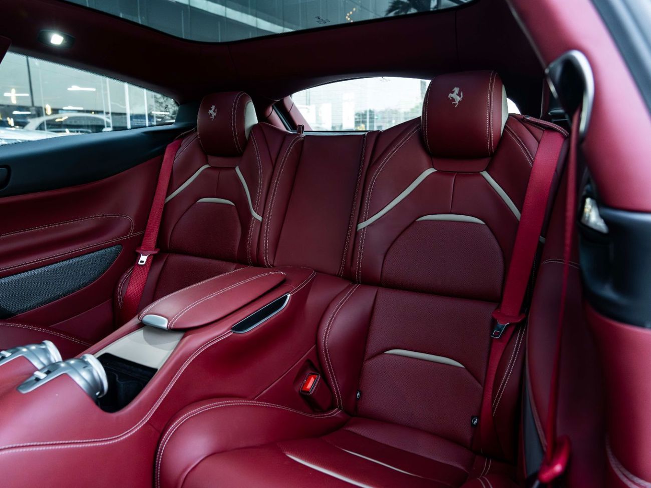 Ferrari GTC4 Lusso STANDARD