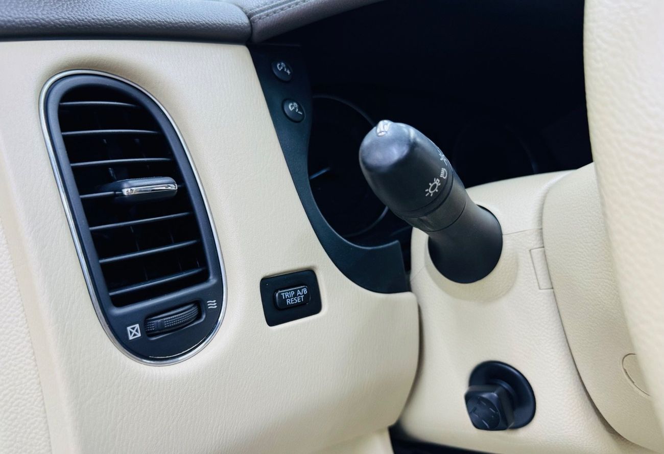 إنفينيتي QX50 Luxury 3.7L 4WD