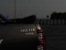 Toyota Hilux DIESEL 2.8 LITER ,RIGHT HAND DRIVE ,GROWN COLOR ,2022 MODEL