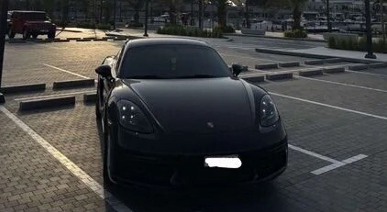 Porsche 718 Cayman