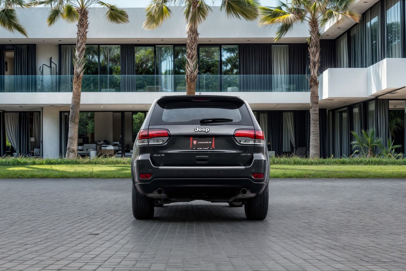 جيب جراند شيروكي Grand Cherokee Limited | 1,714 P.M | 0% Downpayment | Full Jeep Service History | Warranty!