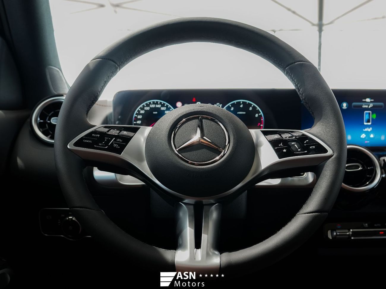 Mercedes-Benz GLB 200 Luxury 7 Seater 1.3 Turbo (Export Price)