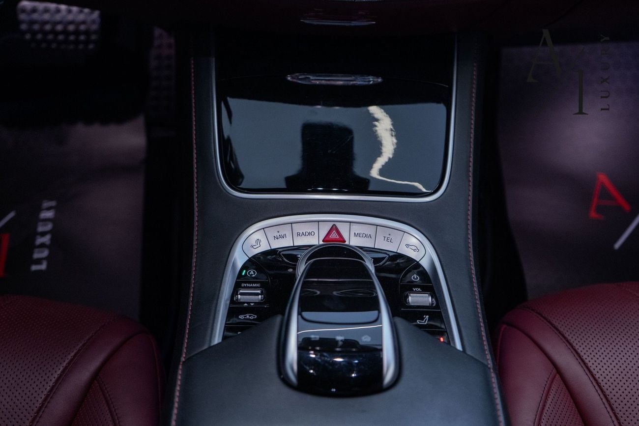 مرسيدس بنز S 560 كوبيه  2018 Mercedes Benz S560 Convertible V8, Service History, Fully Loaded, Excellent Condition, GCC Spec