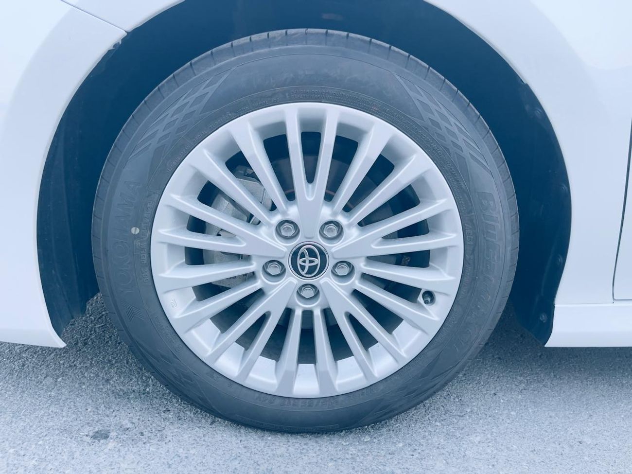 Toyota Camry GLE 2.5L Hybrid