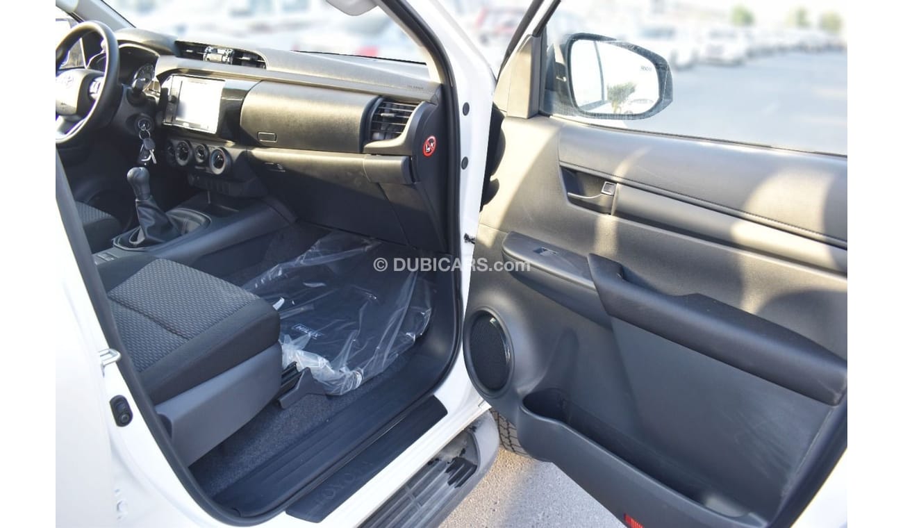 تويوتا هيلوكس 2022 MODEL: TOYOTA HILUX 2.4L 4x4 M/T STD,  CHROME BUMP, 5 STR
