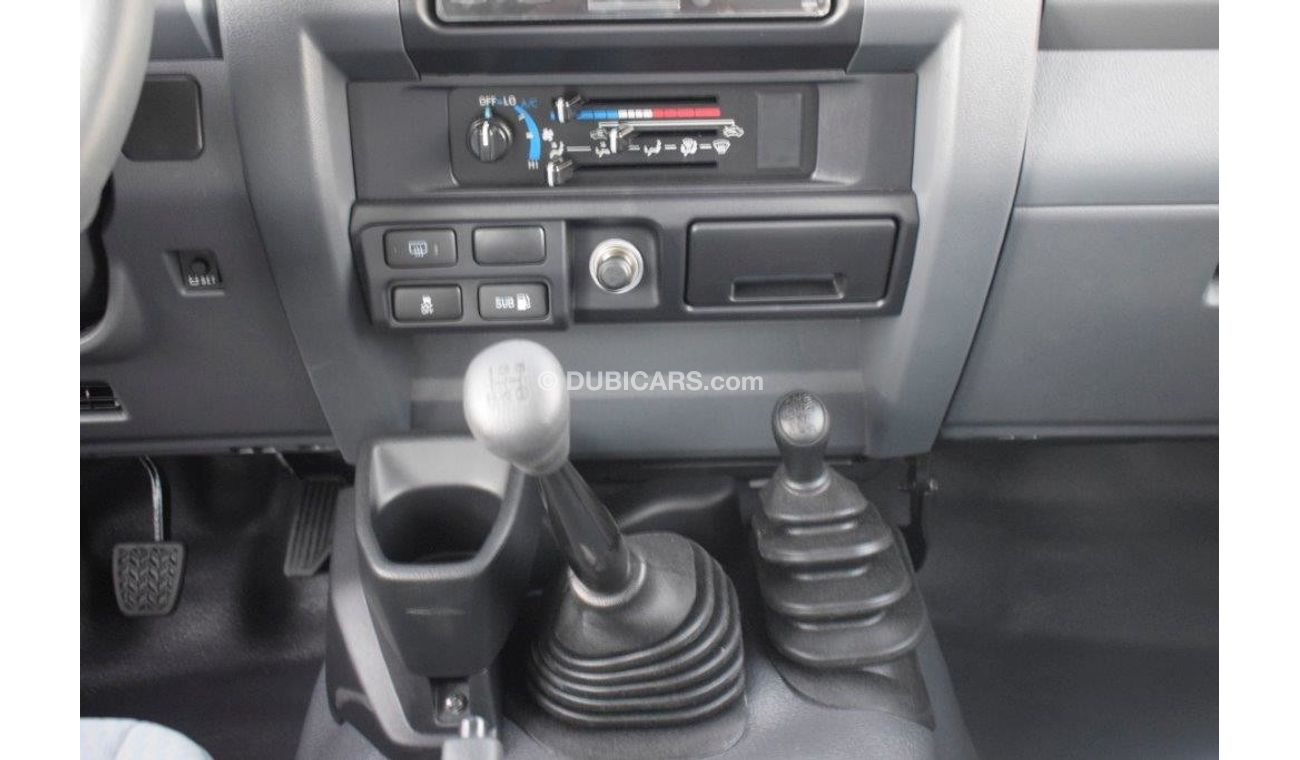 Toyota Land Cruiser 78 HARDTOP 4.5L V8 DIESEL 9 SEATER