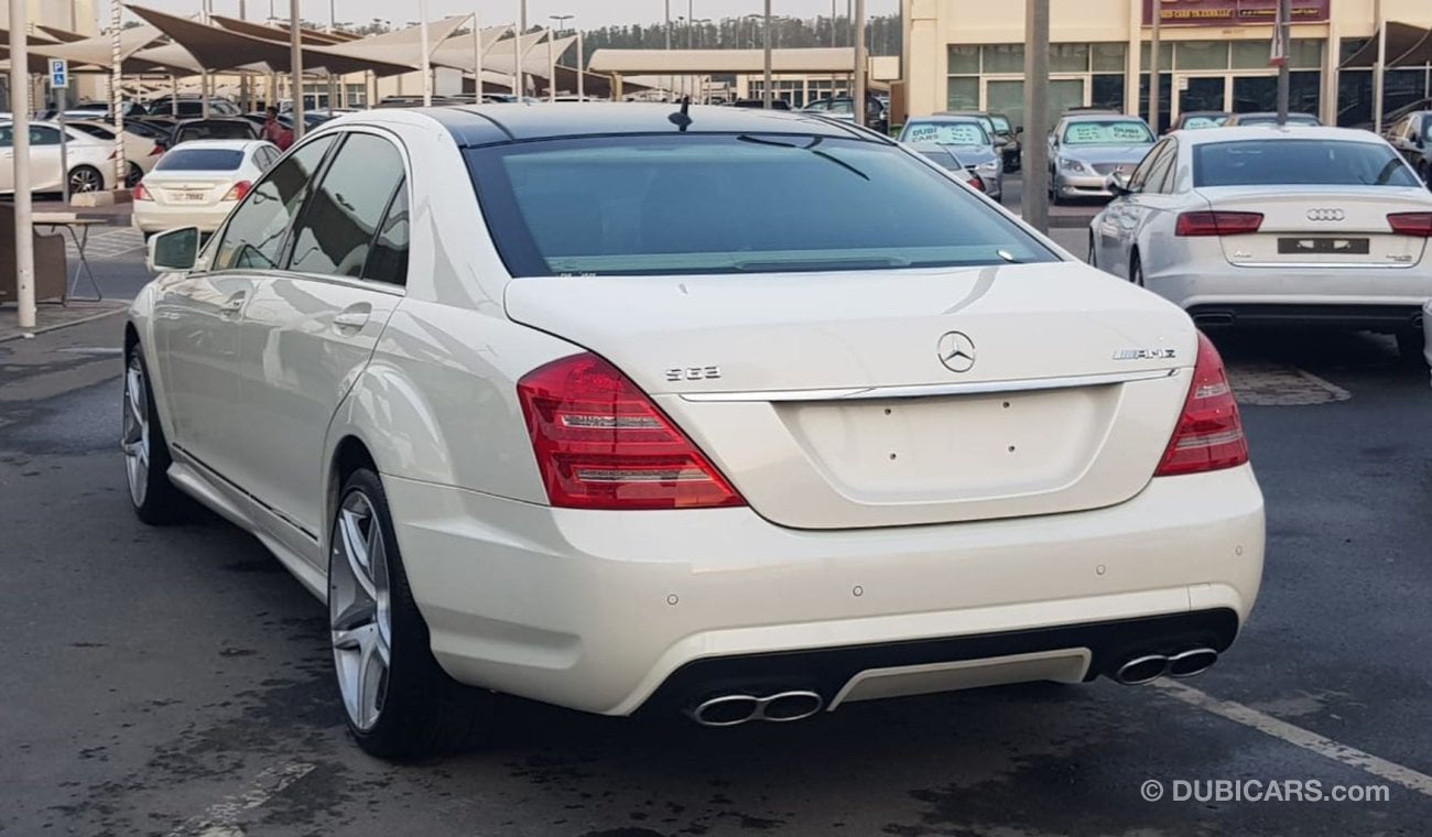 مرسيدس بنز S 63 AMG موديل 2011 خليجي حاله ممتازه من الداخل والخارج فل مواصفات كراسي جلد بانوراما كاميرا خلفيه ومثبت سرعه