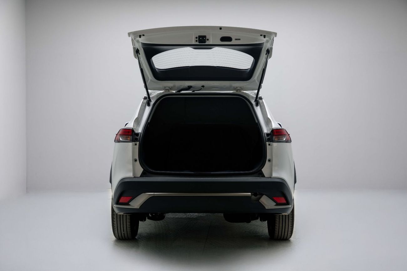 Toyota Frontlander Luxury Edition 2.0L - White Inside Black | Export Only