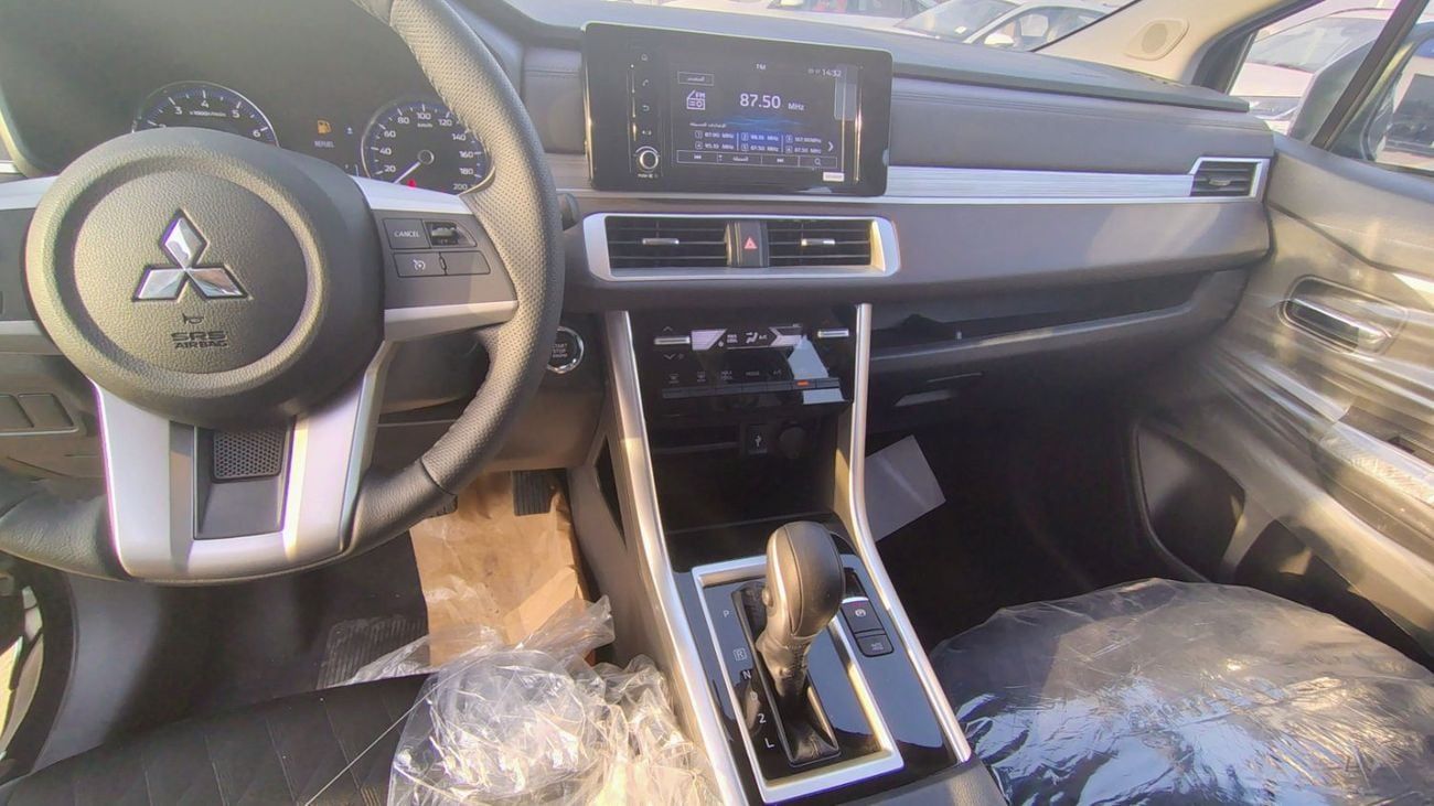 Mitsubishi Xpander MID OPTIONS