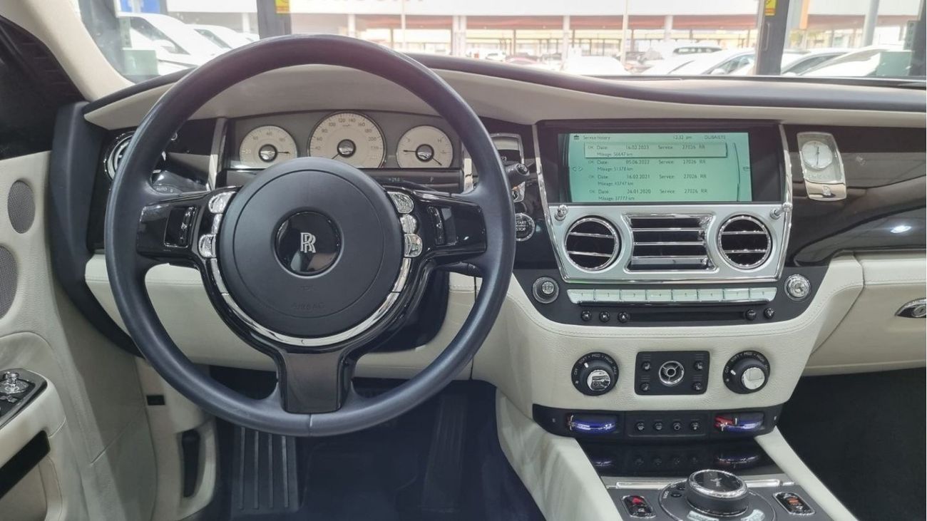 Rolls Royce Ghost Std SPECIAL OFFER RR GHOST 2016 GCC IN PERFECT CONDITION FULL SERVICE HISTORY FOR 520K AED