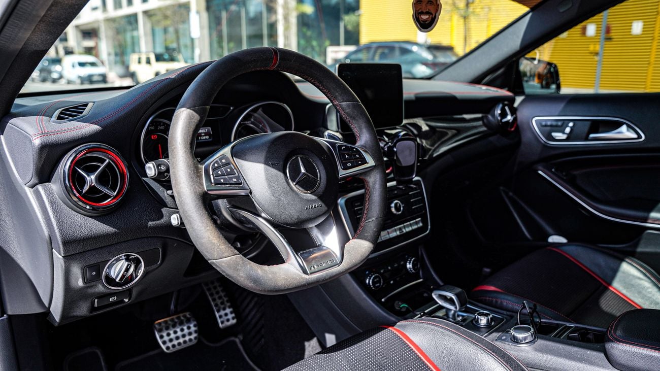 Mercedes Benz GLA 45 AMG STD 2.0L