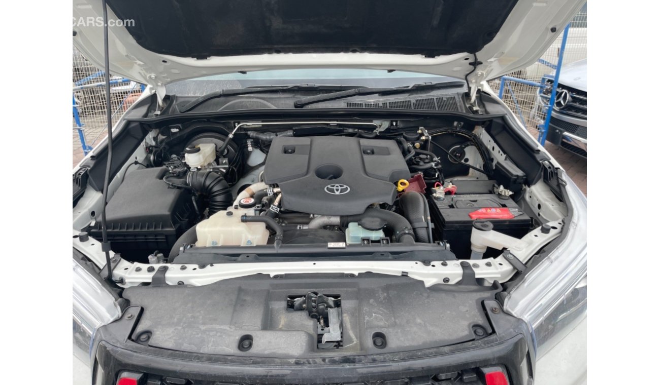 تويوتا هيلوكس Toyota Hilux Diesel engine 2019 model full option top of the range