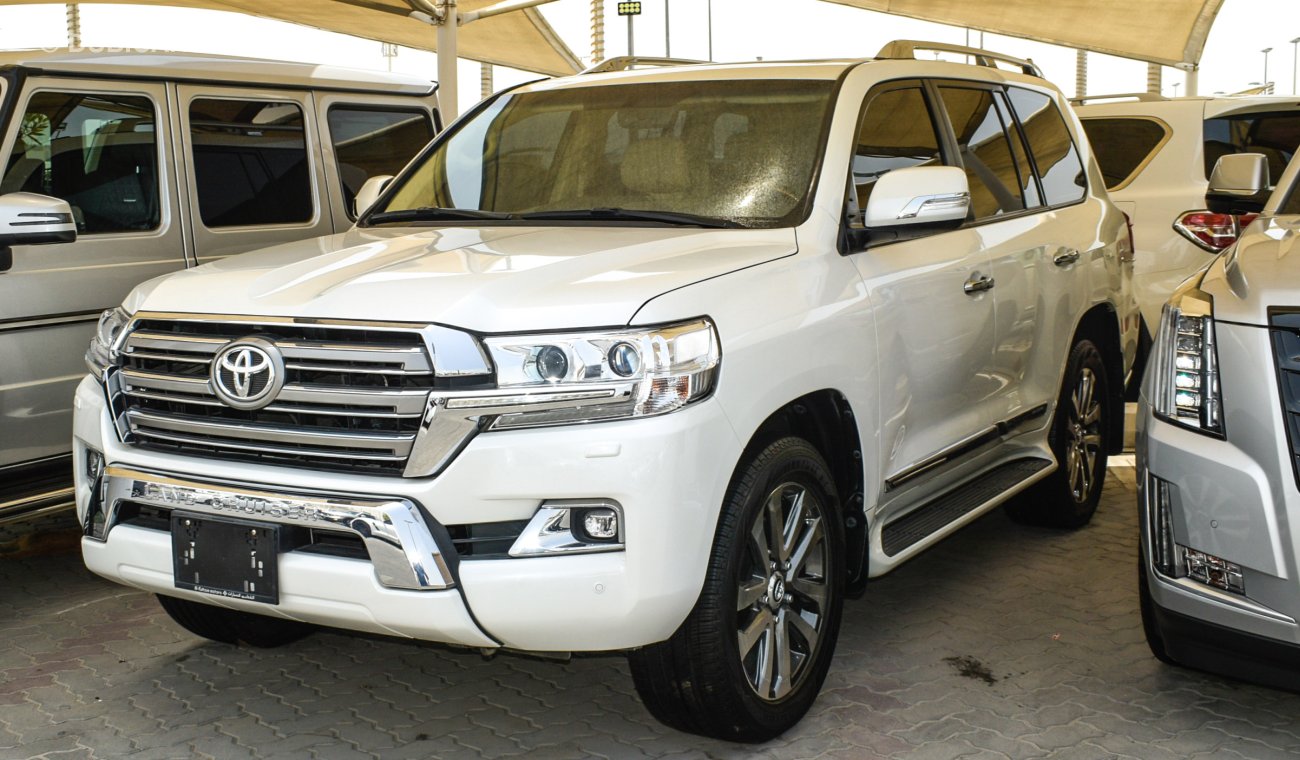 Toyota Land Cruiser GXR V6