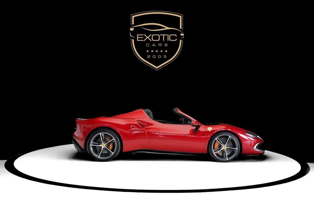 فيراري 296 GTS