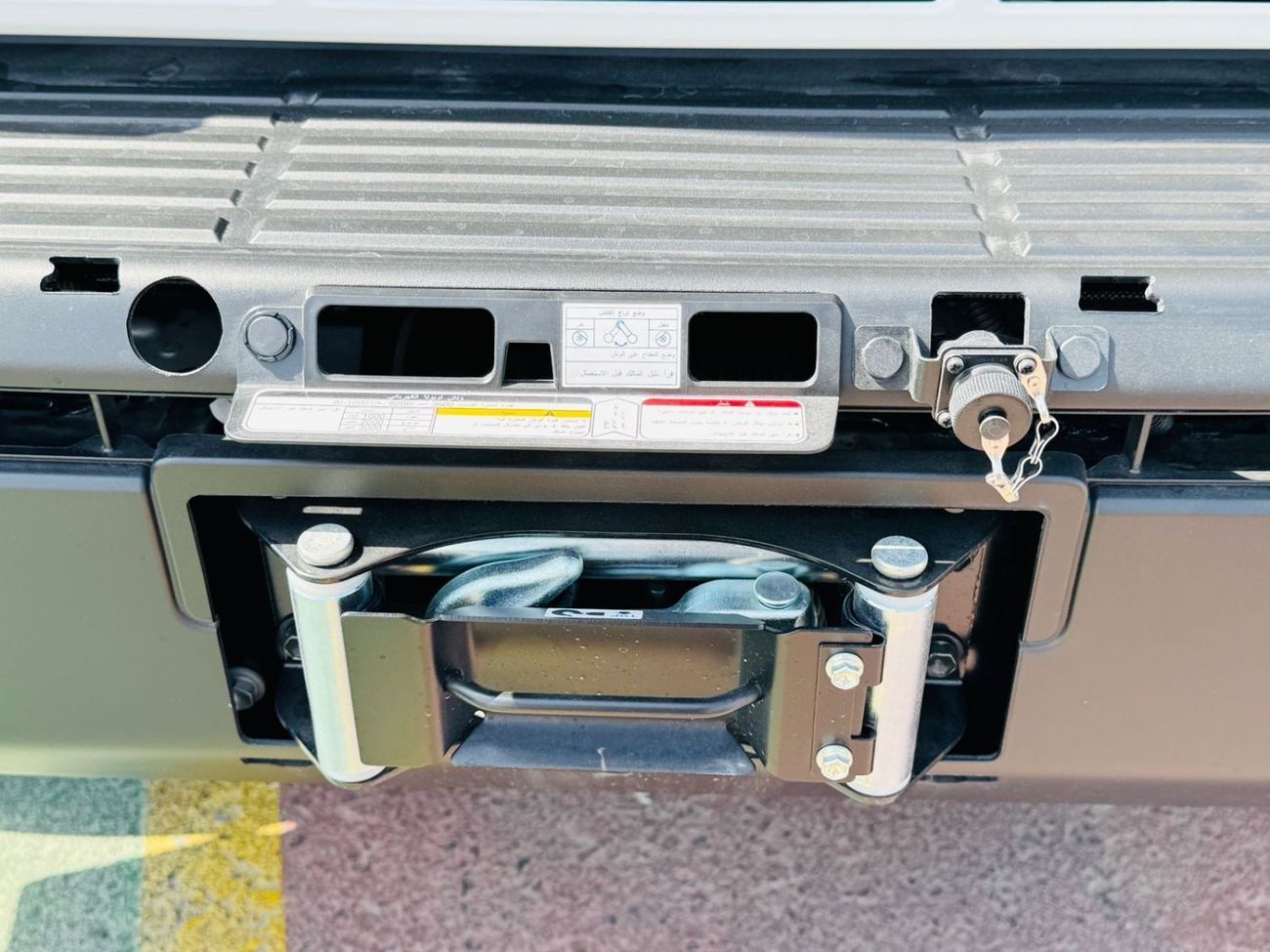 Toyota Land Cruiser TOYOTA LC76 5DOOR 4.0L PTR GCC A/T F/O WHITE 2025