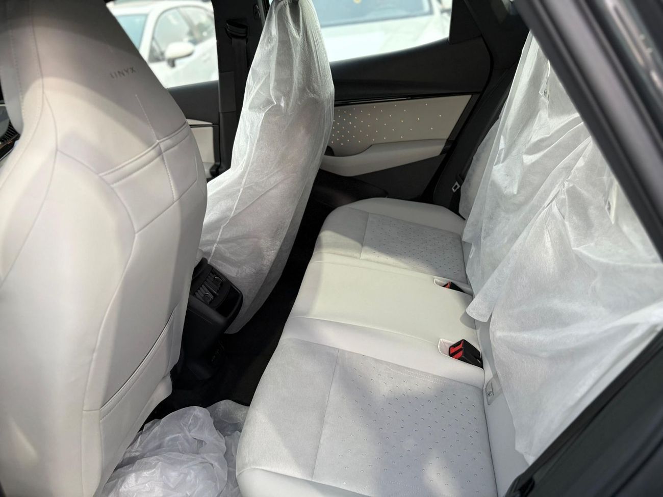 Volkswagen ID.Unyx ELECTRIC 5 SEATS FULL OPTION