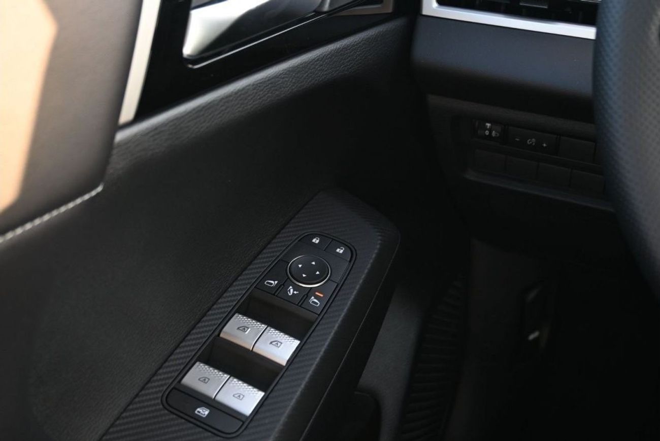 Mitsubishi Outlander Mitsubishi Outlander 2.5L Petrol, 4WD, SUV, GCC Spec, Color White, Model 2024