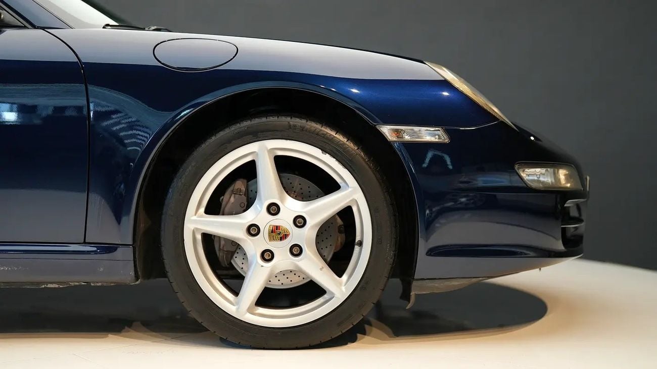 Porsche 911 CARRERA GCC Specs – Excellent Condition