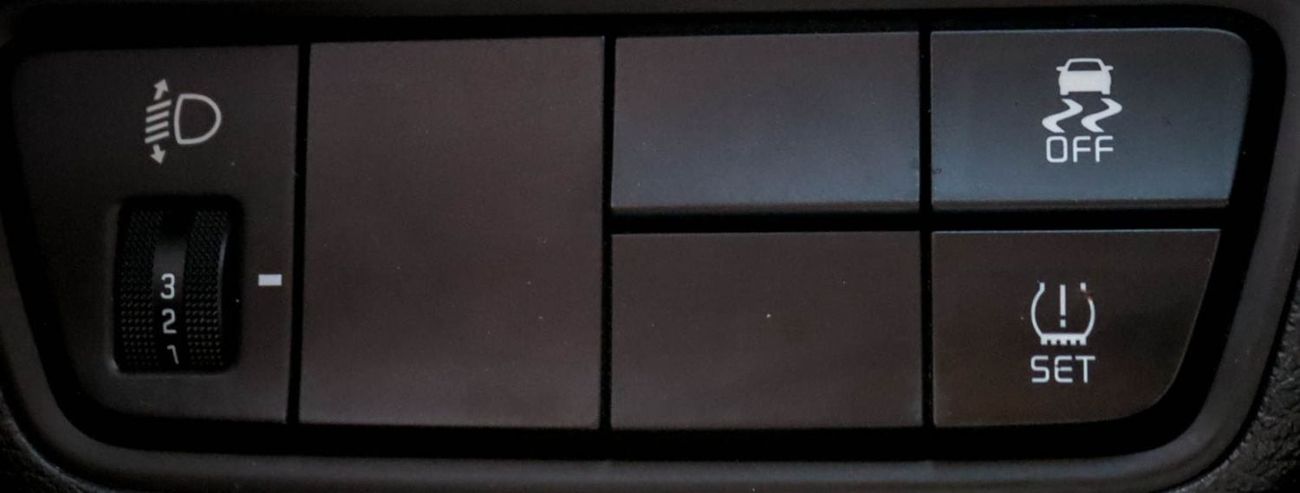 Kia Cerato EX 1.6L Kia Cerato 1.6L 2021 GCC accident-free in excellent condition 812 PM